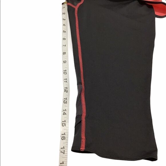 Under Armour Pants With Skirt Overlay - Picture 5 of 8